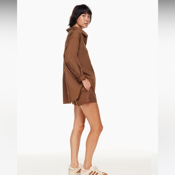 Aritzia Wilfred Free Relaxed Button Down Shirt - Picture 7 of 12